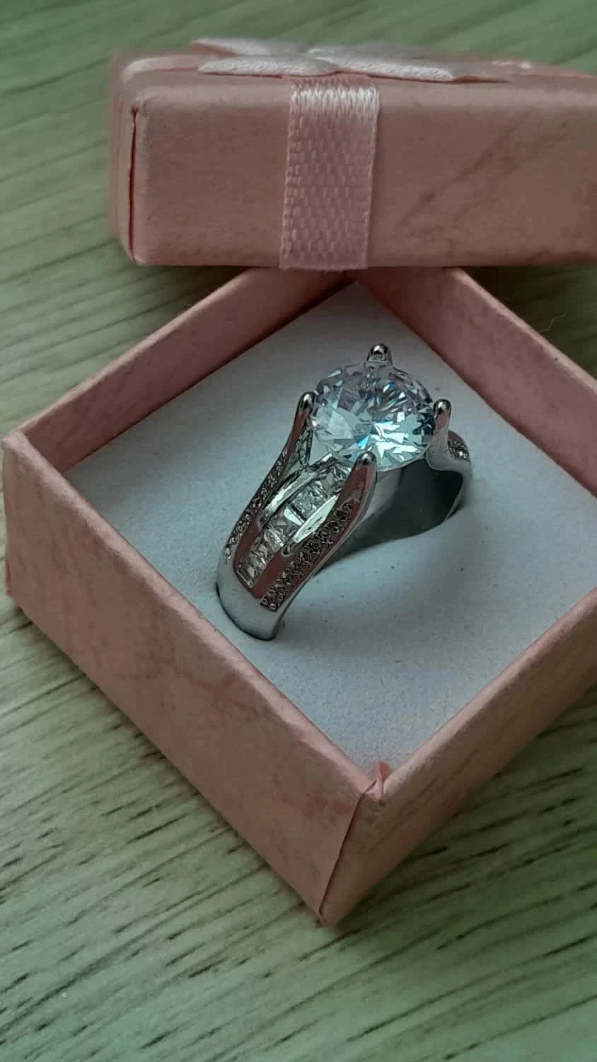 Magnífica Aliança, pedra de cristal, strass, tamanho 58 – photo 2